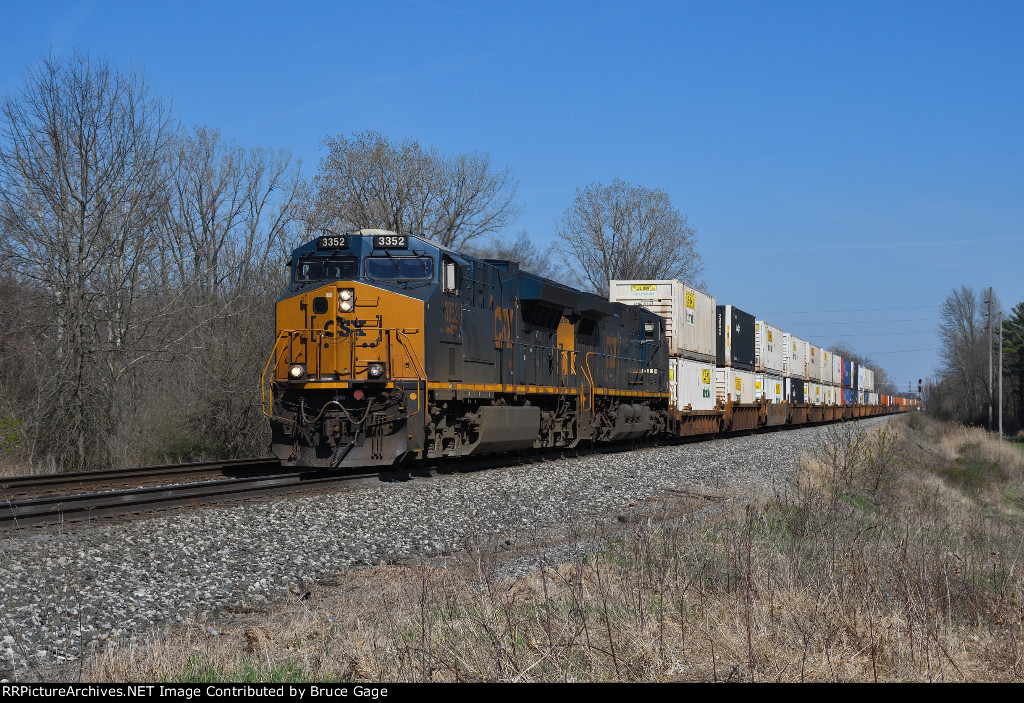 CSX 3352